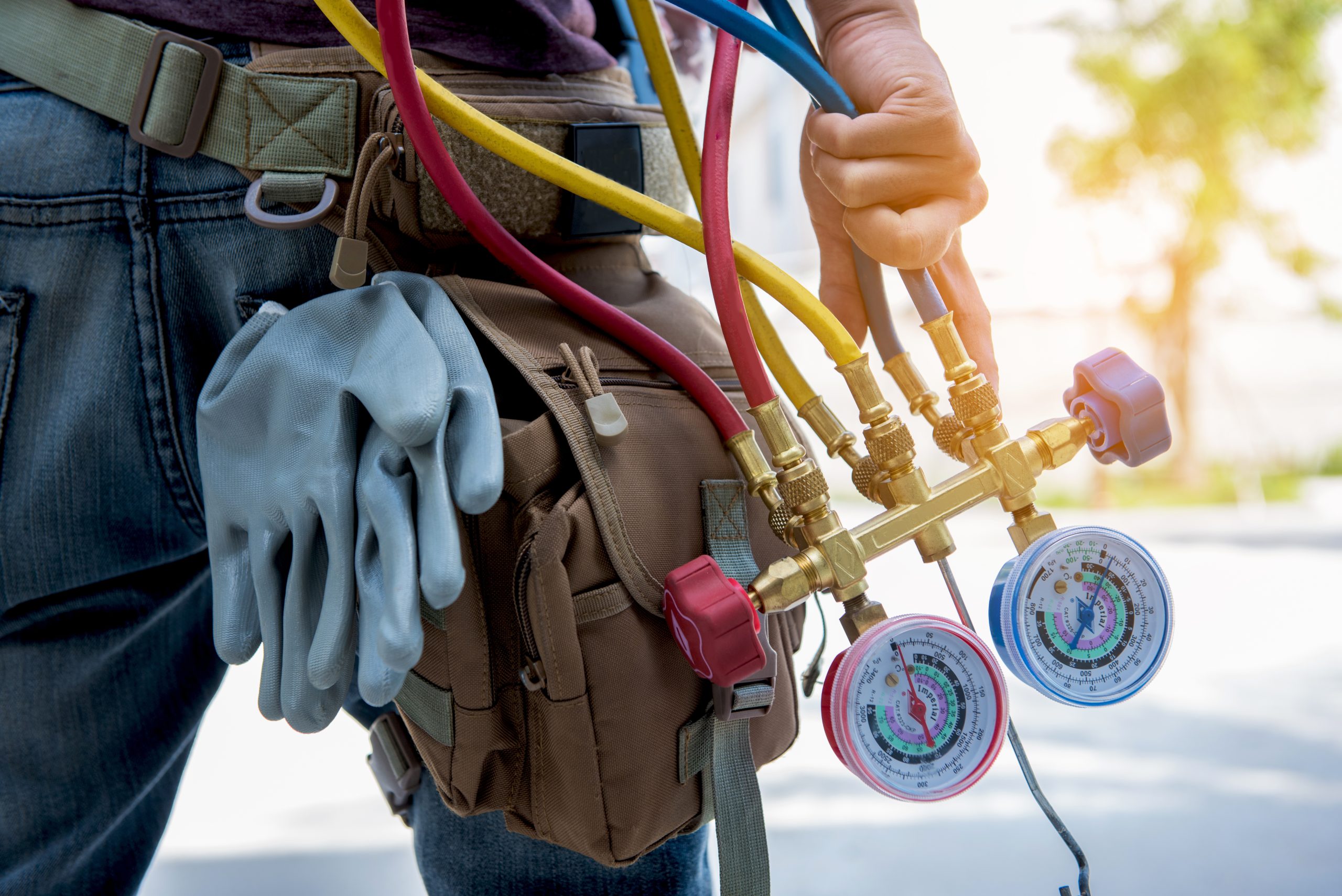 Air Conditioning Repair with Pressure Gauge and Air Purifier AC Installation